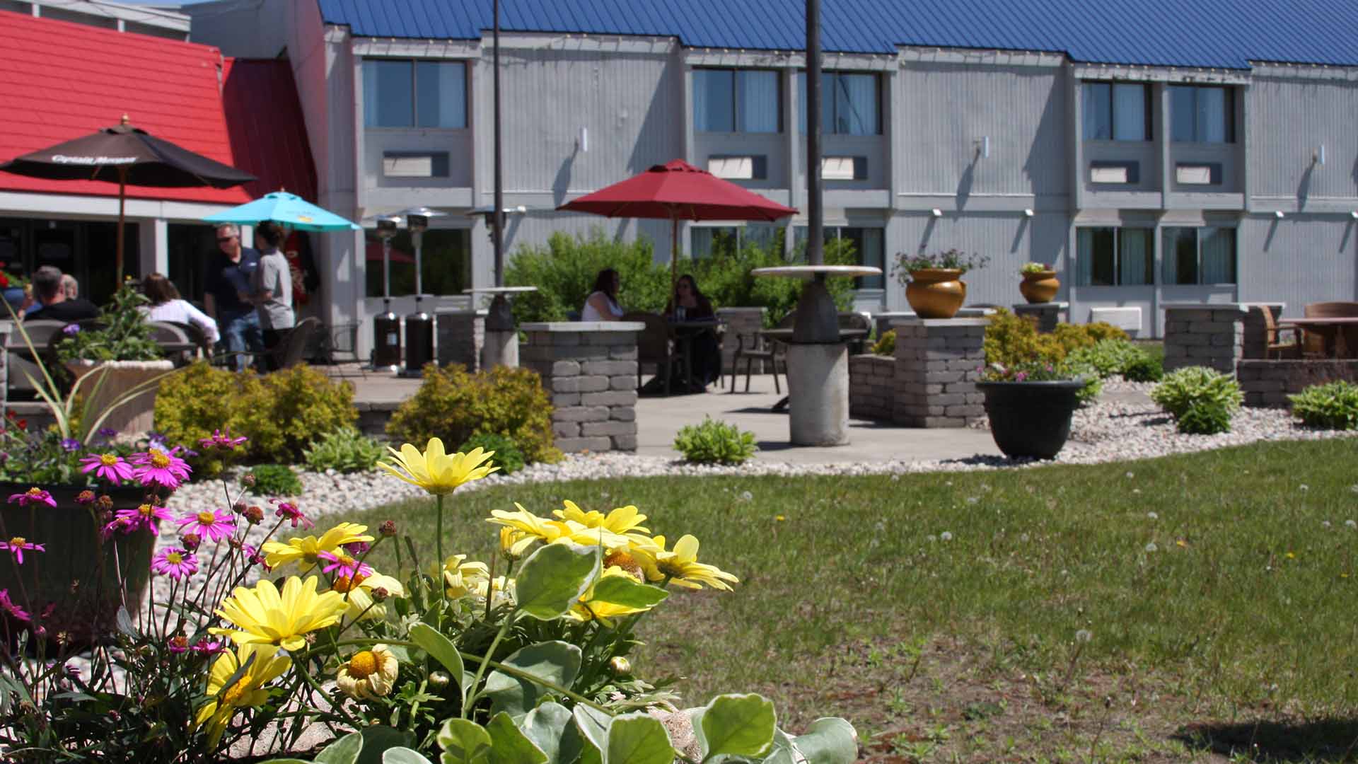 Superior Wisconsin hotel patio